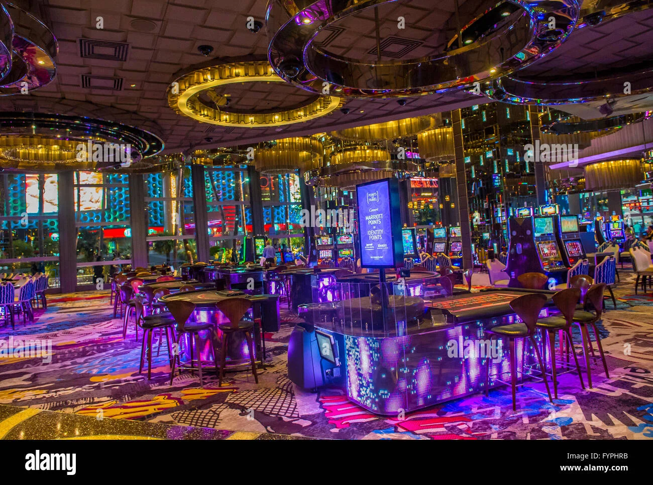 Social casino slots